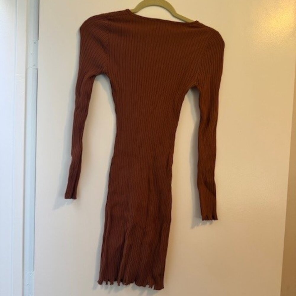 Hera Collection Rust Colored Long Sleeve Ribbed Dress with Distressed Lining - Picture 6 of 6